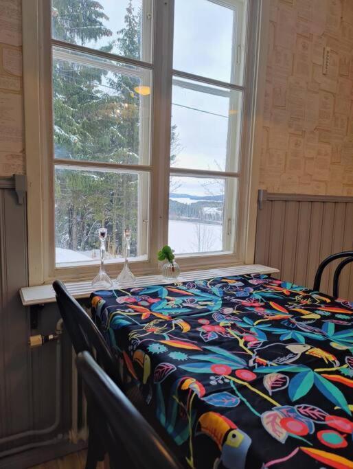Mysigt Hus Med Utsikt Oever Fjaell Och Aelv. Jarpen Экстерьер фото
